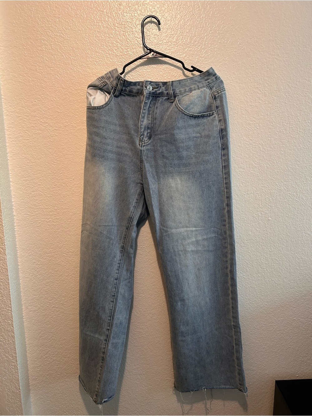 SHEIN Women's Light Blue Straight Jeans